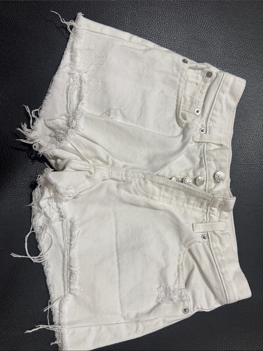Free People We The Free White Distressed Cutoff Denim Shorts Size 24